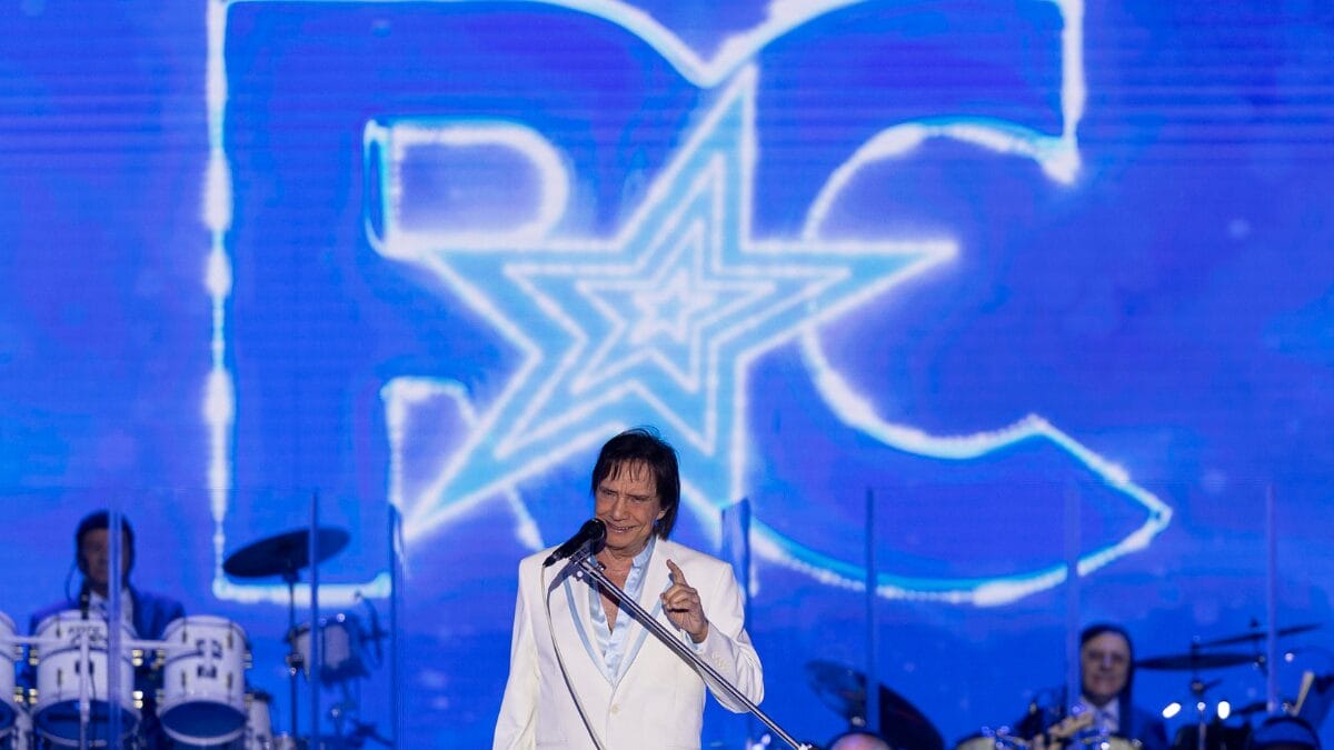 TV Globo apresenta Especial Roberto Carlos