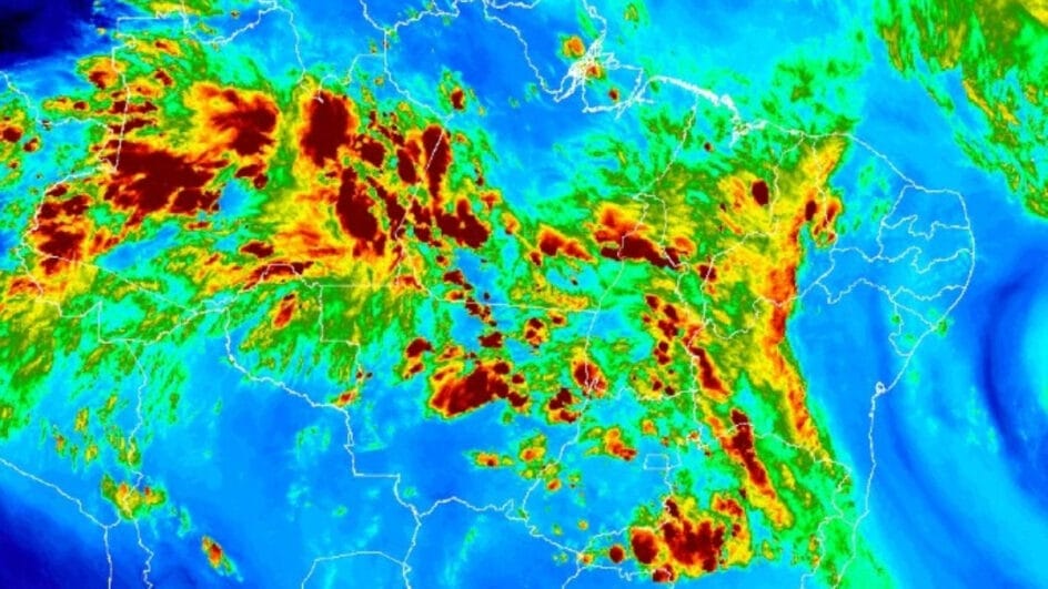 Imagens de satélite mostram nebulosidade no Brasil (Foto: Inmet, Reprodução)
