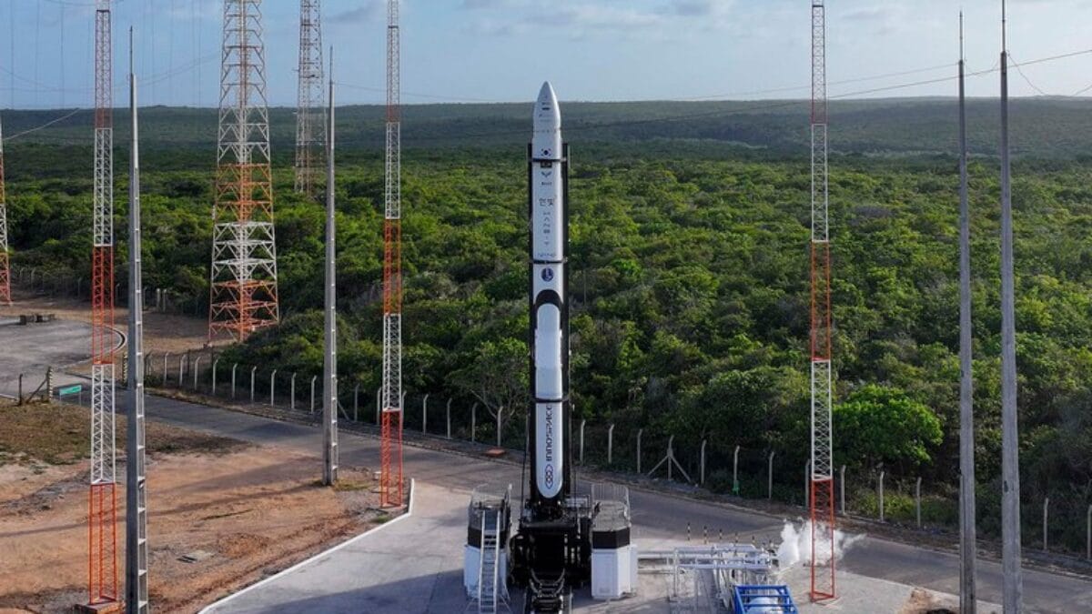 O primeiro lançamento comercial de um veículo orbital a partir do território brasileiro ocorre nesta quarta-feira. (Foto: Innospace, Reprodução)