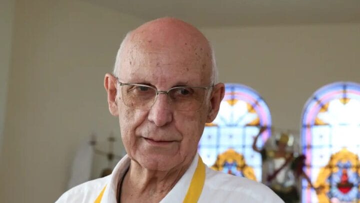 Padre é pároco da Paróquia São Miguel Arcanjo (Foto: Rovena Rosa/Agência Brasil)