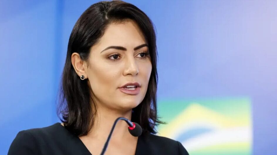 Michelle Bolsonaro criticou publicamente as negociações com uma possível aliança com Ciro Gomes (PSDB) (Foto: Isac Nóbrega, Arquivo PR)
