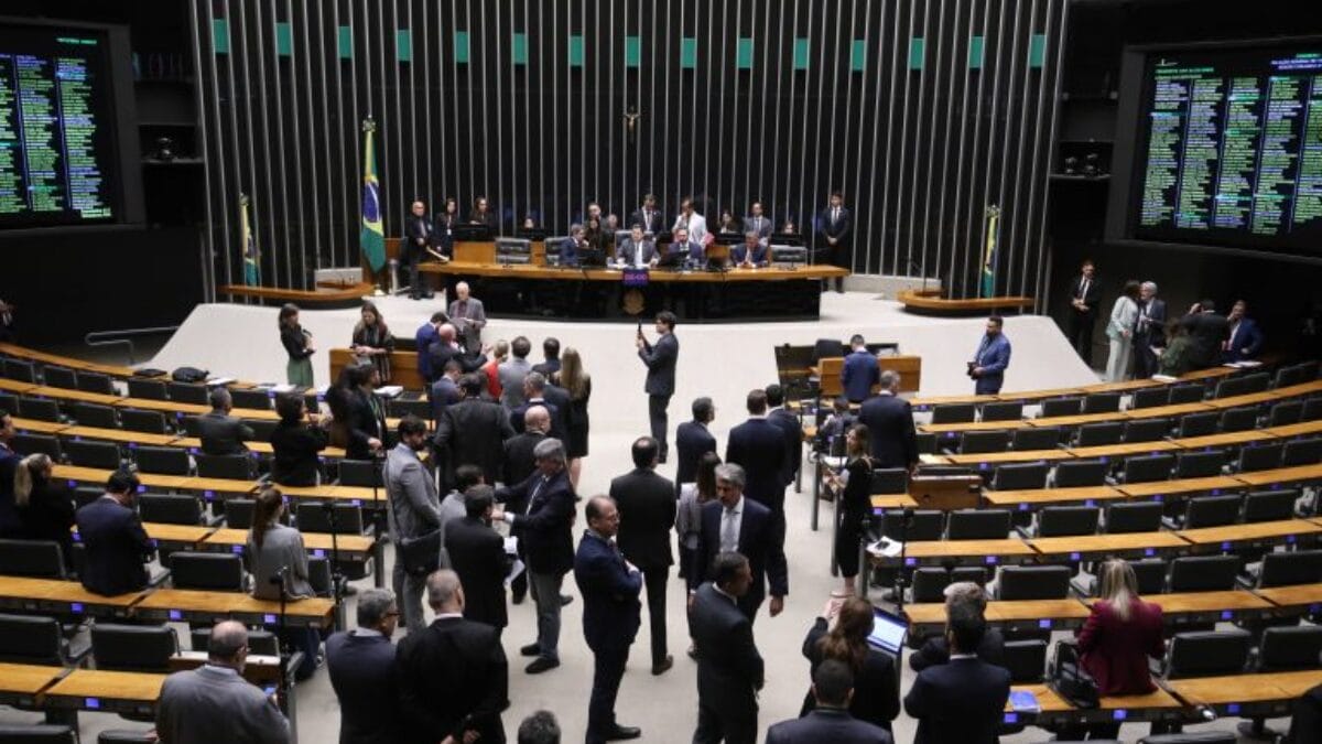 Orçamento foi aprovado nesta sexta-feira (19) (Foto: Kayo Magalhães, Câmara dos Deputados)