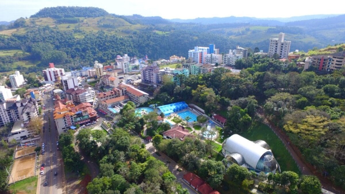 Parque de &aacute;guas termais em Piratuba