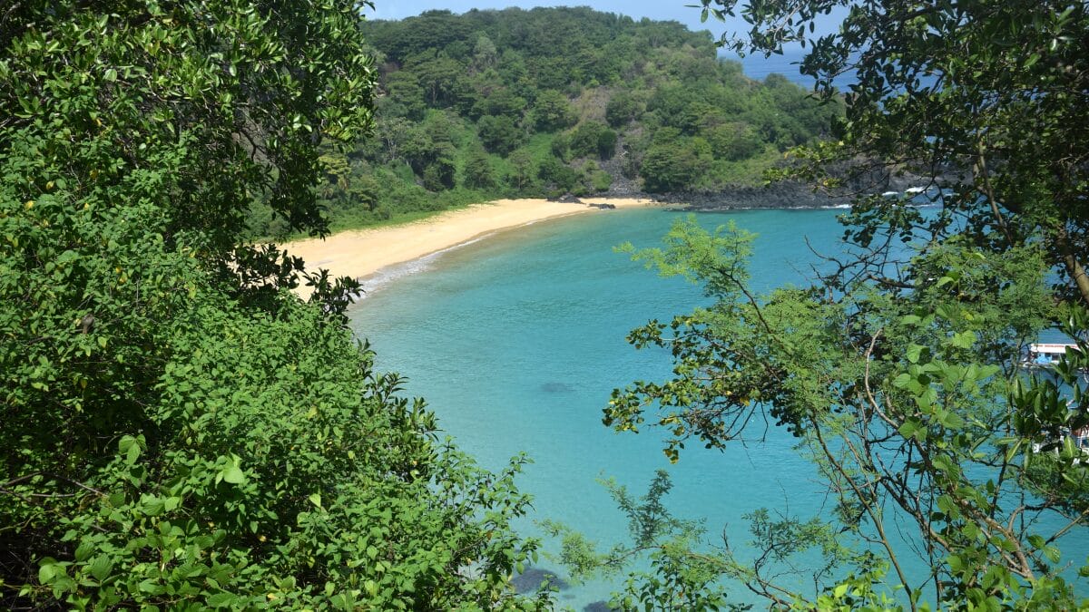 praias agua limpa