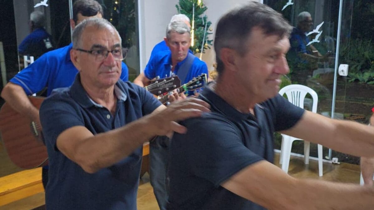 Grupo de Reis no Oeste de SC