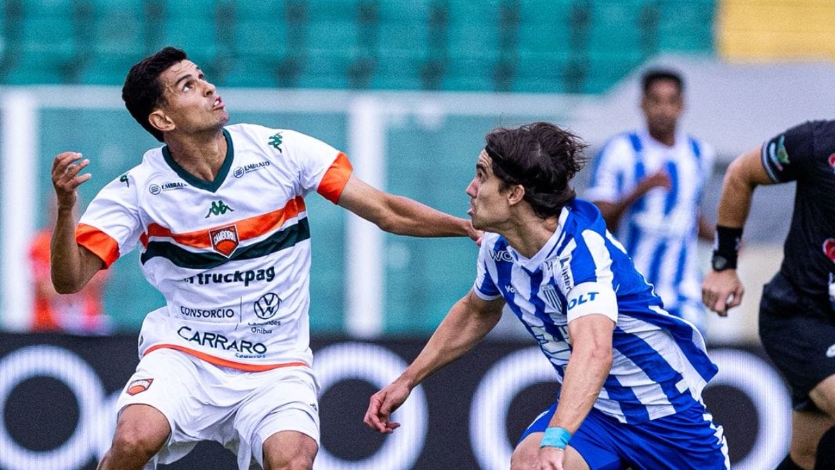 Partida foi disputada no Scarpelli (Foto: Wellington Peixe)