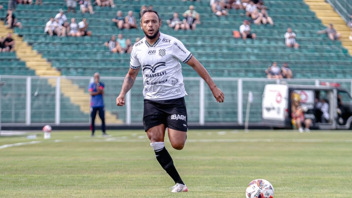 Times se enfrentam pelo Campeonato Catarinense (Foto: Patrick Floriani)
