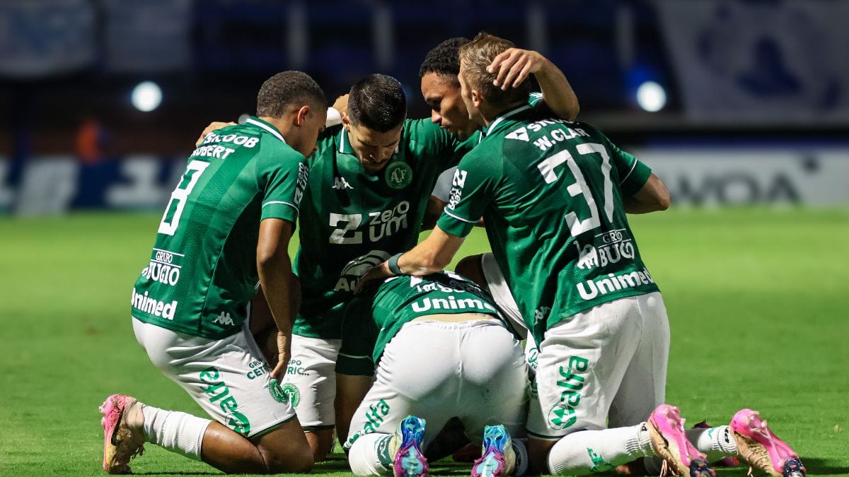 Times se enfrentam pelo Campeonato Catarinense (Foto: Rafael Bressan)