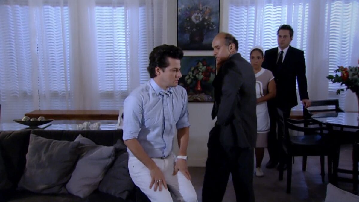 Como foi o final de Cr&ocirc; em Fina Estampa que est&aacute; de volta em Tr&ecirc;s Gra&ccedil;as