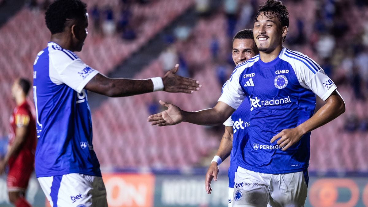 Times se enfrentam pelo Campeonato Mineiro (Foto: Gustavo Aleixo)