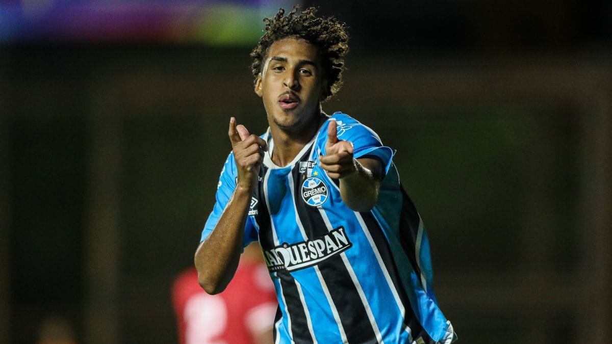 Grêmio é um dos classificados para a próxima fase (Foto: Angelo Pieretti)