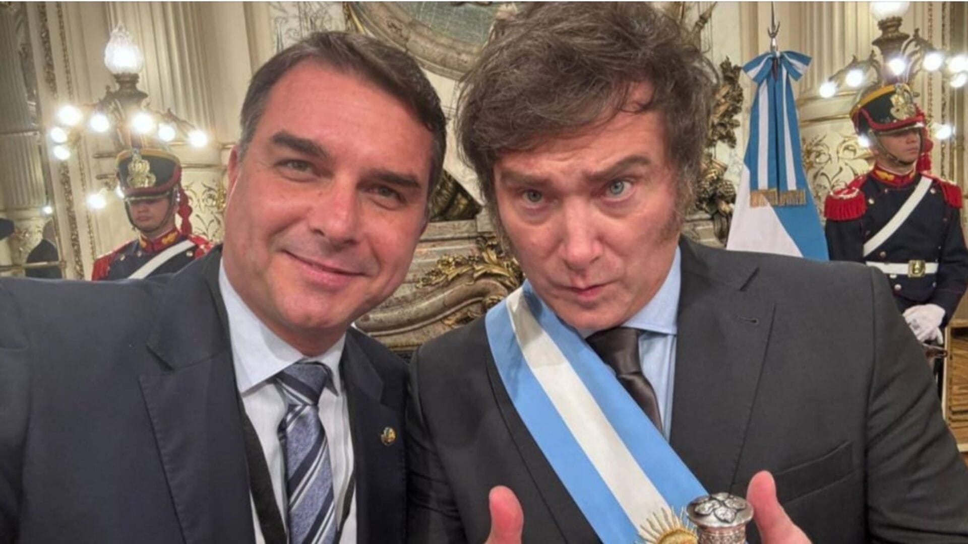 Flavio Bolsonaro e Javier Milei