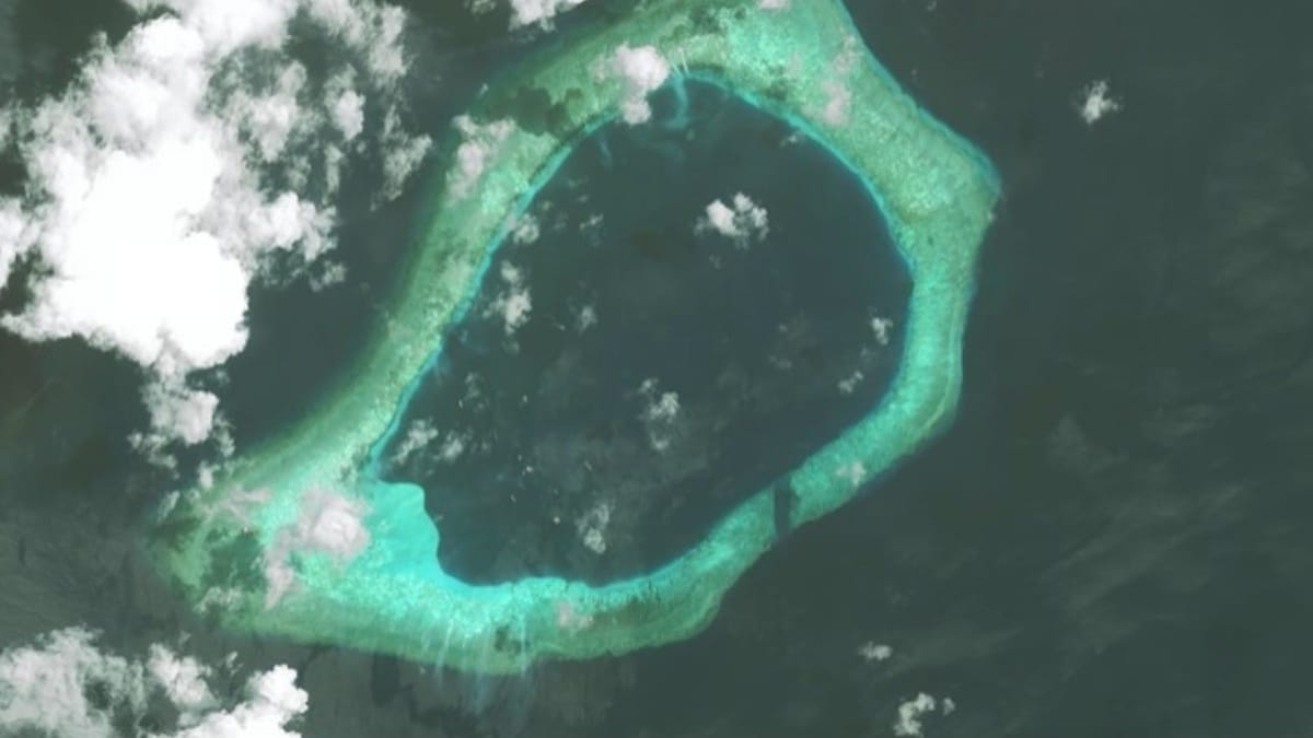 Imagens de satélite revelam como Pequim transformou recifes em bases militares e portos. Foto: Reprodução YT/BBC