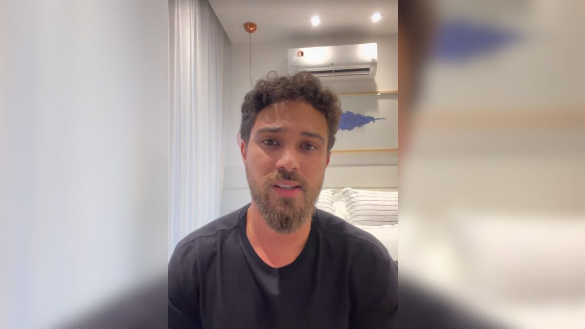Marido de Larissa Manoela pede desculpas por fala polêmica sobre Ana Paula Renault em 2016