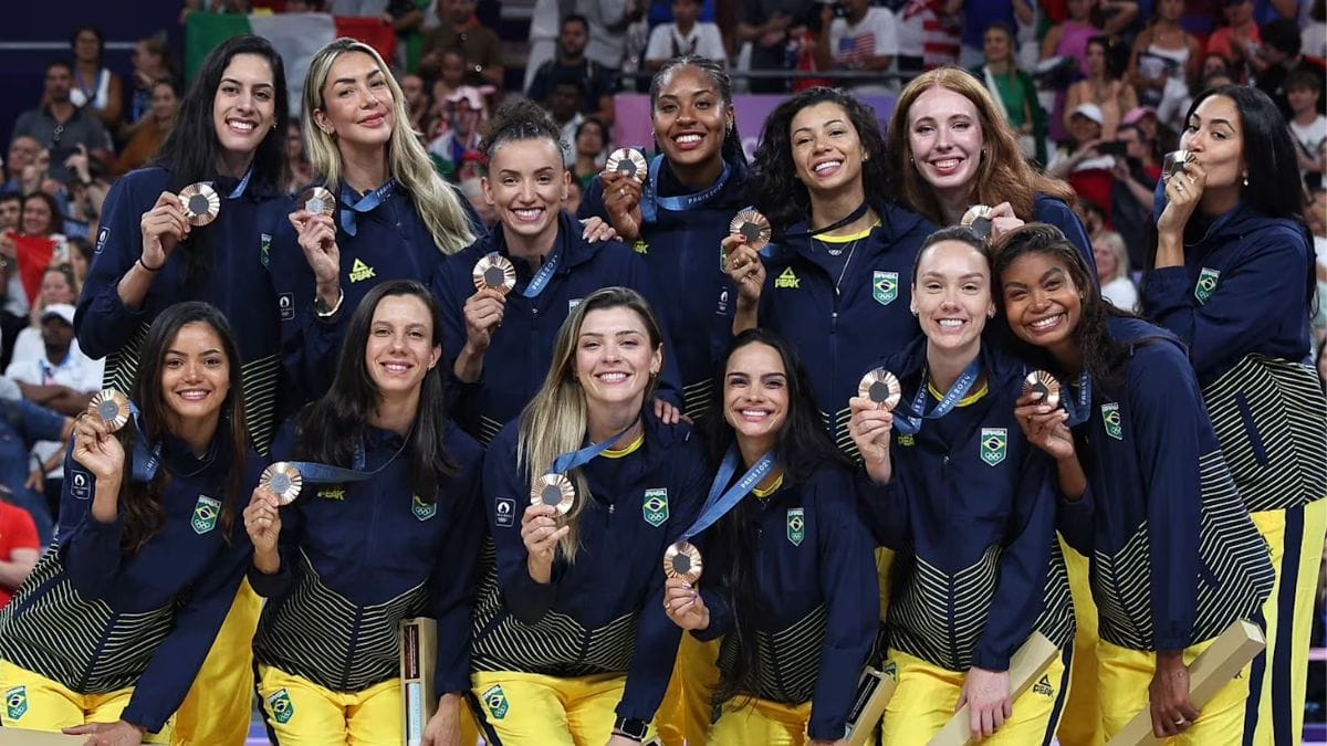 Seleção brasileira feminina em Paris 2024 (Foto: Miriam Jeske, COB)