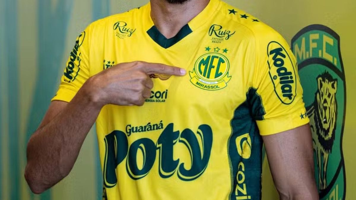 Eduardo foi apresentado como meia do Mirassol (Foto: JP Pinheiro, Agência Mirassol)