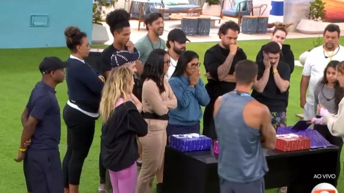 Na noite de sexta-feira (23) a dinâmica das caixas-surpresa