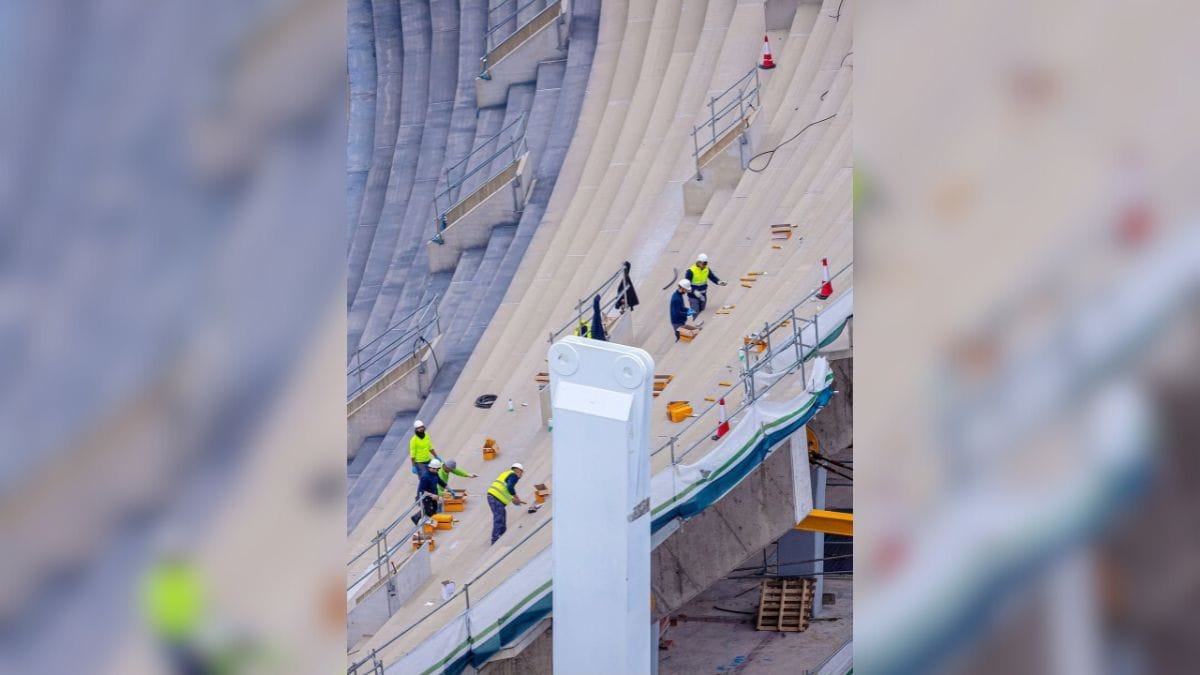 Nou Mestalla, o maior est&aacute;dio fantasma do mundo (Foto: divulga&ccedil;&atilde;o, Val&ecirc;ncia)