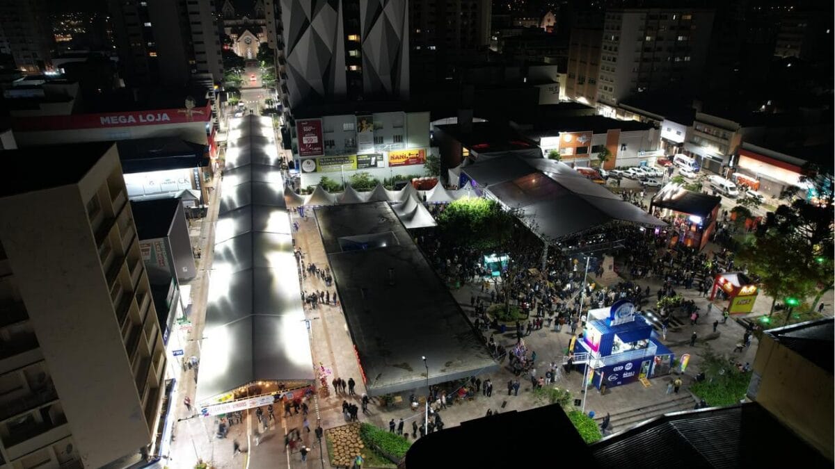 O Mercado P&uacute;blico Municipal Osvaldo Uncini recebe visitantes para degusta&ccedil;&otilde;es e compras de produtos artesanais da regi&atilde;o. (Foto: Prefeitura de Lages, divulga&ccedil;&atilde;o)