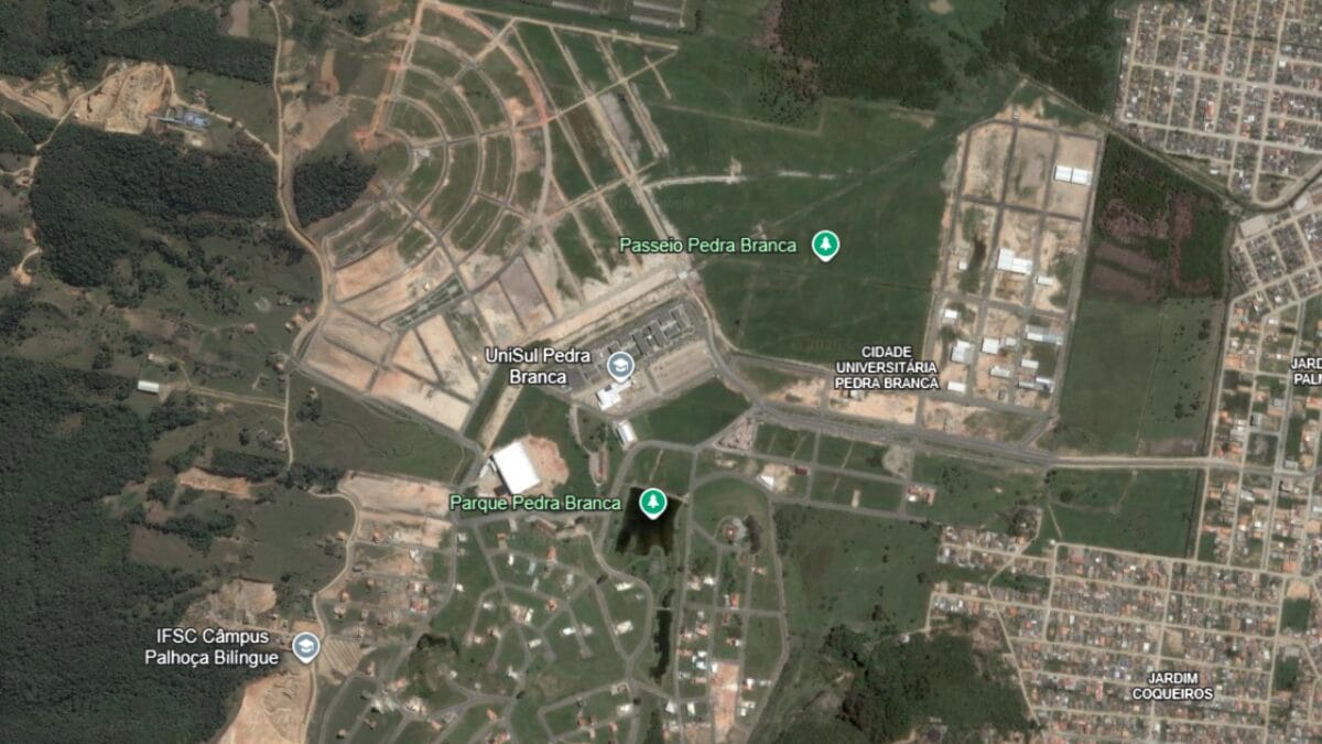 Imagem de sat&eacute;lite mostra crescimento de Palho&ccedil;a entre 2004 e 2025