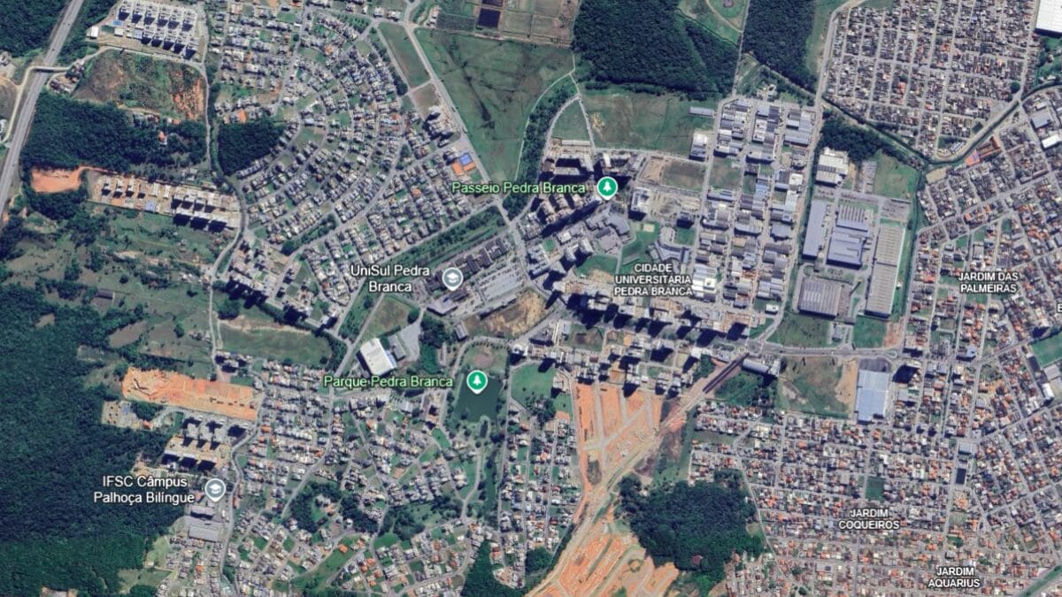 Imagem de sat&eacute;lite mostra crescimento de Palho&ccedil;a entre 2004 e 2025