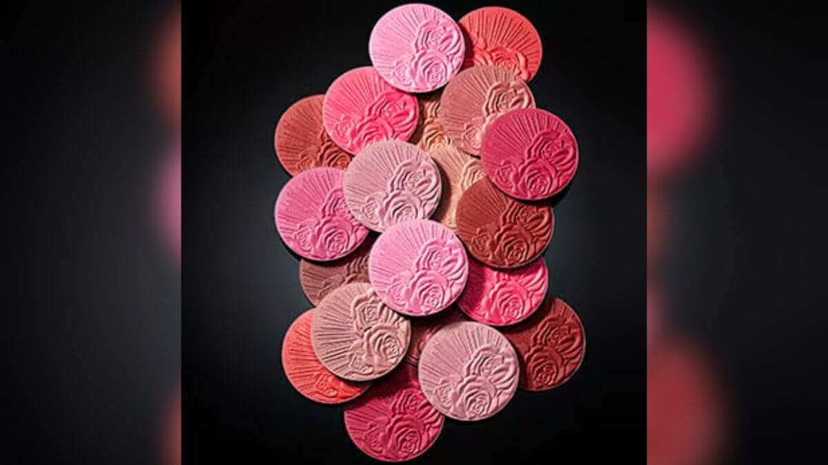 Marca de beleza milion&aacute;ria pede fal&ecirc;ncia