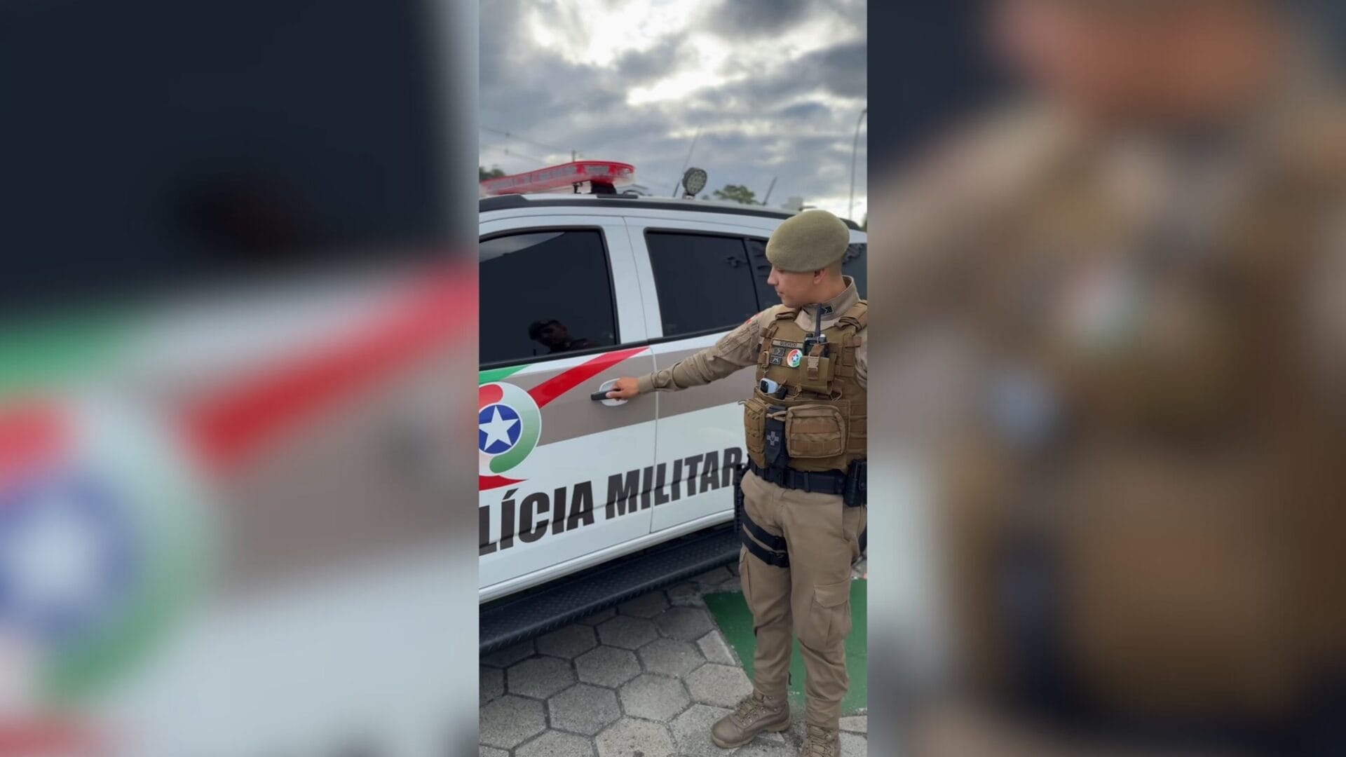 Polícia Militar ensina argentinos a estacionarem os carros com segurança em SC