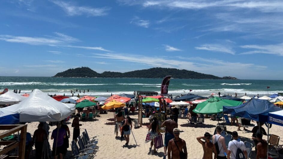 Preço de um dia na praia que dá nome ao _Caribe catarinense_ pode chegar a R$ 588; veja lista (4)