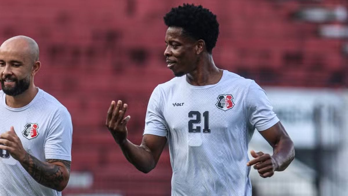 Times se enfrentam pelo Campeonato Pernambucano (Foto: Evelyn Victória)