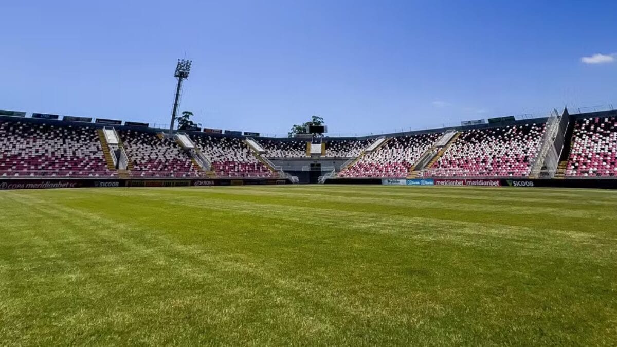 Vista interna da Arena Joinville