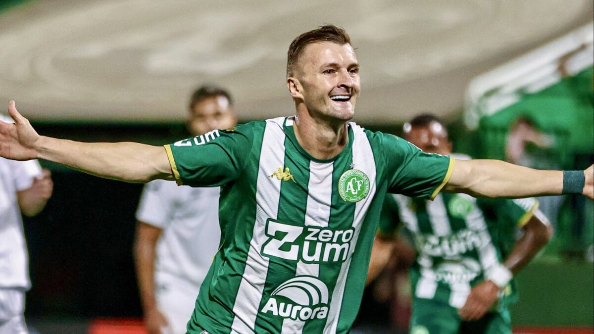 Walter Clar, autor do primeiro gol da Chapecoense na S&eacute;rie A de 2026 (Foto: Rafael Bressan, ACF)