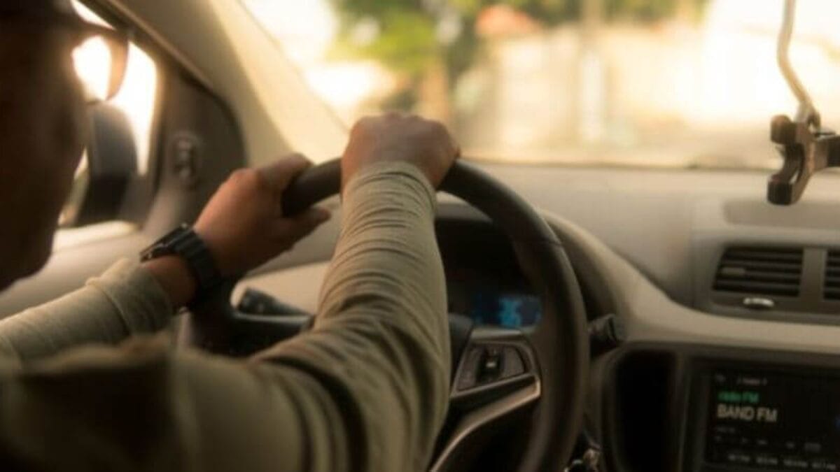 Motorista devolveu parte do valor por Pix, mas não devolveu o celular (Foto: Banco de Imagens)