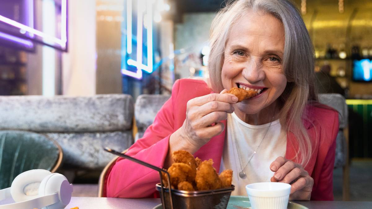 Entenda por que especialistas sugerem ajustes na alimentação para garantir proteína e proteção muscular após os 80 anos (Foto: banco de imagens)