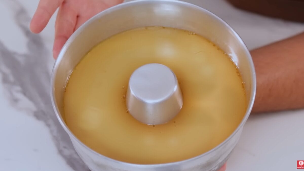 Doce de leite caseiro liso e uniforme feito com leite condensado