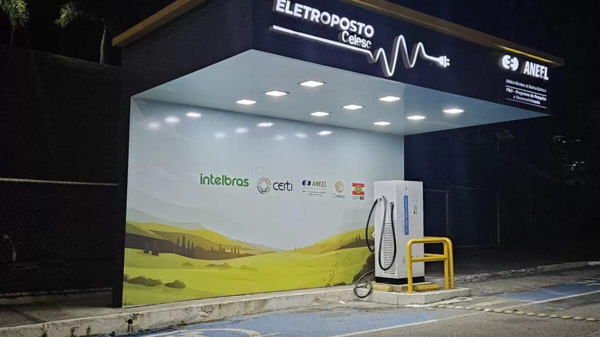Eletropostos estão espalhados em 28 municípios de SC (Foto: Celesc, Divulgação)