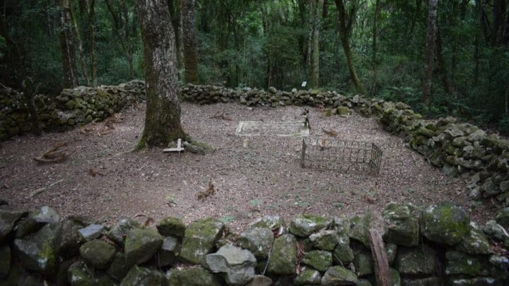 Cemitério no Parque Estadual Rio Canoas