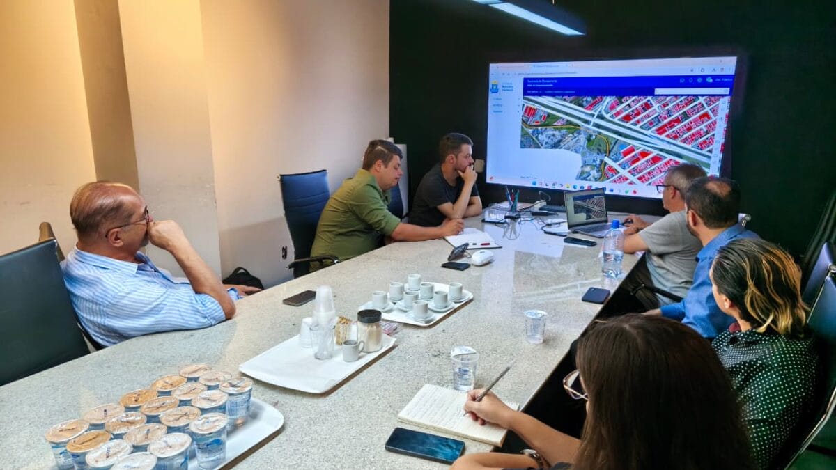 Reunião discute obras do Promobis em Balneário Camboriú
