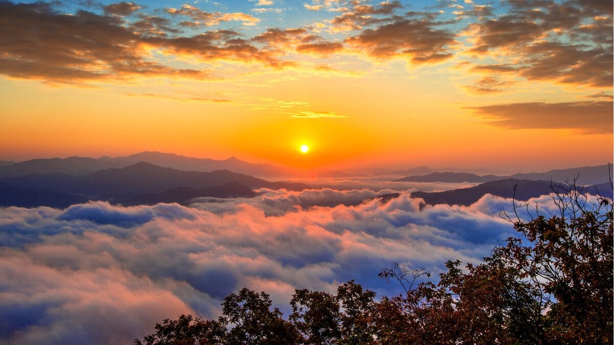 Sol deve aparecer em todas as regiões de SC (Foto: Banco de Imagens)