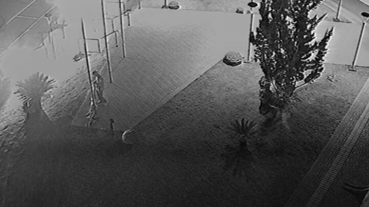 Bandeira de Xanxerê é furtada de mastro em frente à Prefeitura