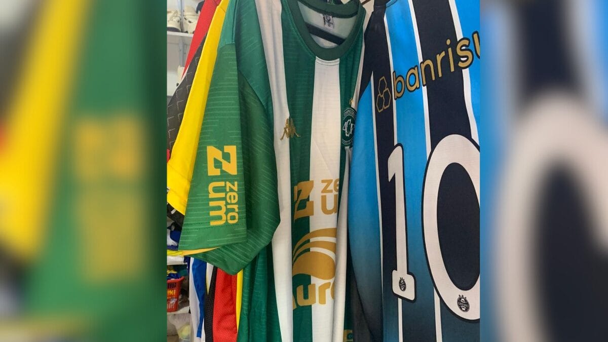 com&eacute;rcio de produtos esportivos falsificados