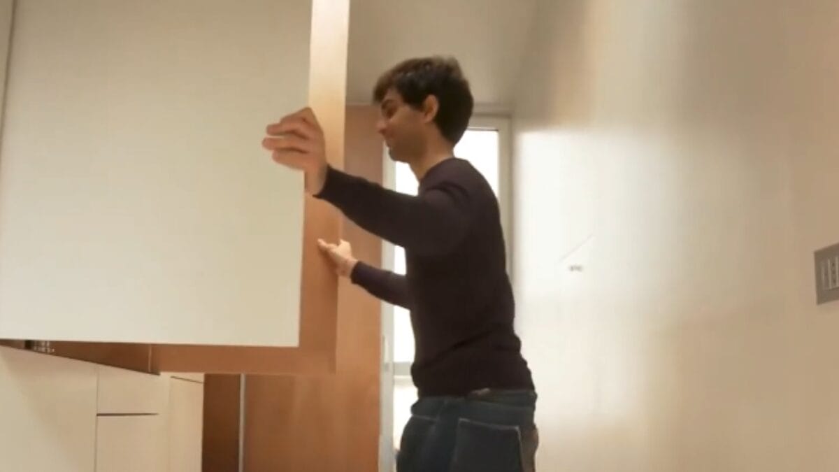 Arquiteto vive em uma casa de 9 metros quadrados que se move