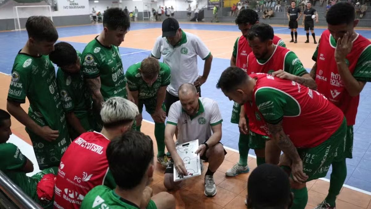 Chapecoense Futsal em amistoso na pré-temporada (Foto: Roger Silva, Chapecoense Futsal)