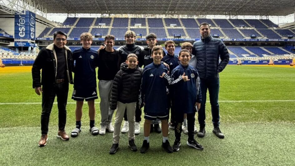 Intercâmbio no Real Oviedo ocorreu em fevereiro (Foto: Divulgação)