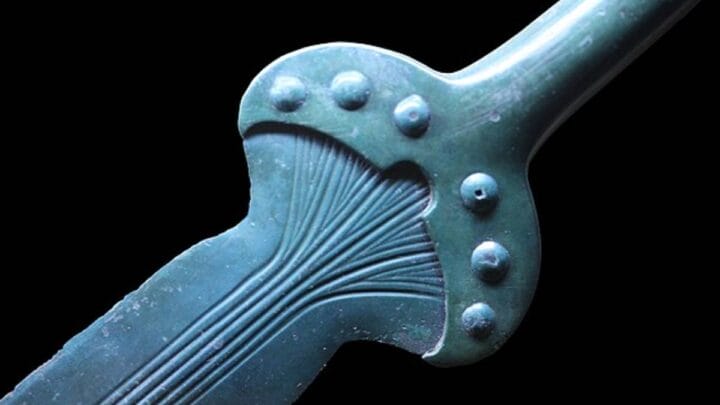 O achado ajuda a revelar detalhes sobre técnicas metalúrgicas e rituais da Idade do Bronze na Europa Central (Foto: Rama/ Wikimedia Commons)