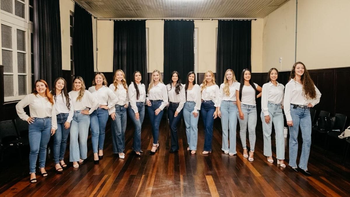 Candidatas participaram de uma sessão oficial de fotos nesta quarta-feira (25) (Foto Guilherme da Rosa e Sabrina Rodrigues, Prefeitura de Lages, Divulgação)