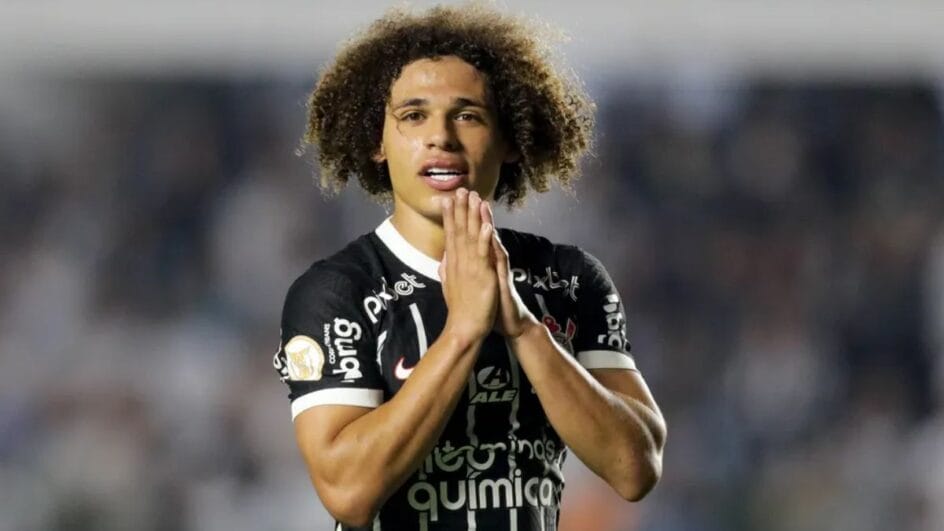 Guilherme Biro fez 30 partidas no Brasil antes de sair (Foto: Rodrigo Coca, Ag. Corinthians)