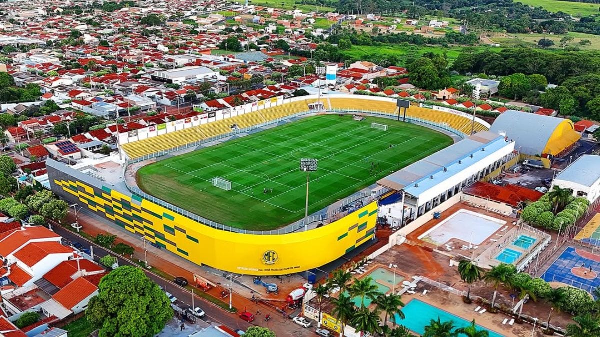 Imagem aérea do estádio Maião, em Mirassol