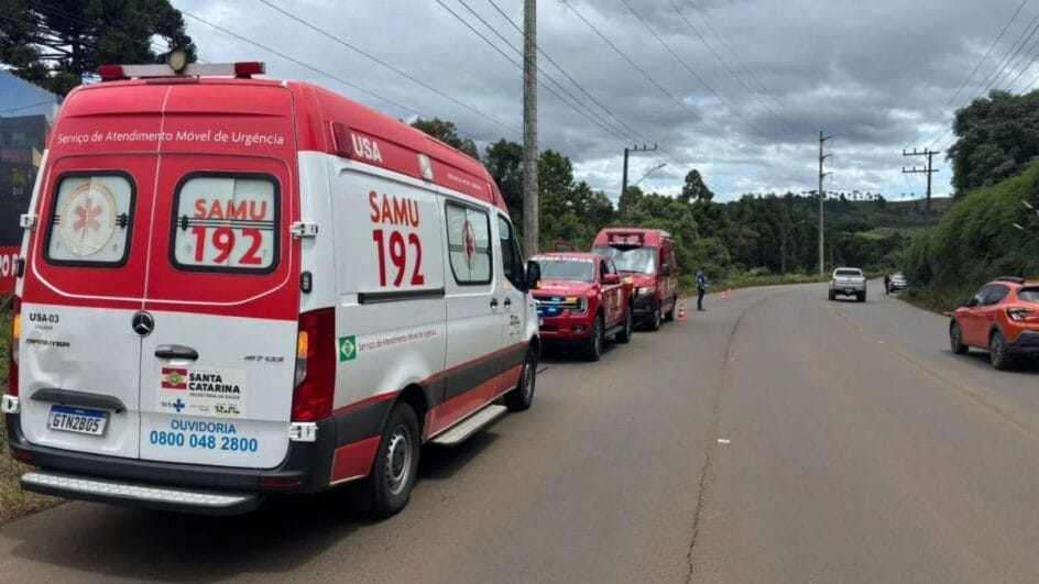 Homem foi encaminhado ao Hospital Maicé para avaliação e atendimento médico especializado (Foto Corpo de Bombeiros, Divulgação)