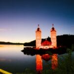 A cidade de SC que foi engolida pela água e deixou apenas duas torres de igreja como lembrança