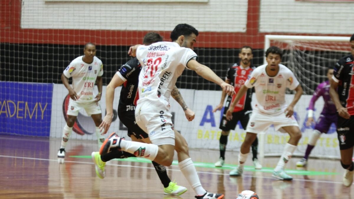 Atlântico 1 x 3 Joinville pela Super Copa Brasil de Futsal - Imagem: Edson Castro/CBFS